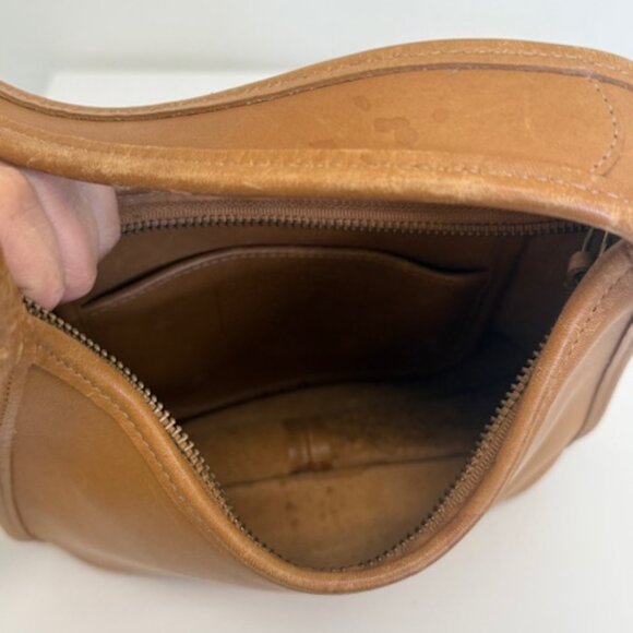 COACH VINTAGE BAG #9020 YELLOW COLOR pre own - Picture 8 of 8